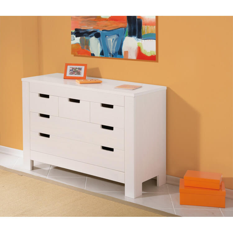 Commode contemporaine en pin massif blanc Sarah