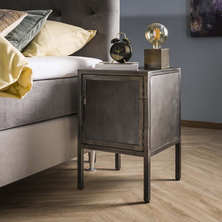 Table de chevet industrielle en métal Clem