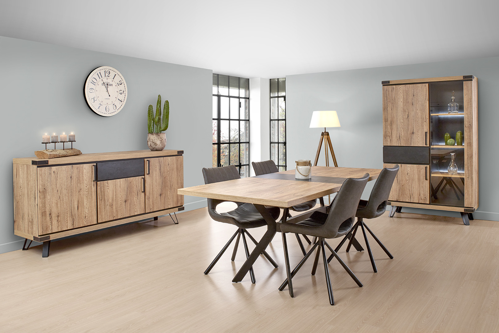 Table salle à manger extensible en bois et métal Teramo design moderne