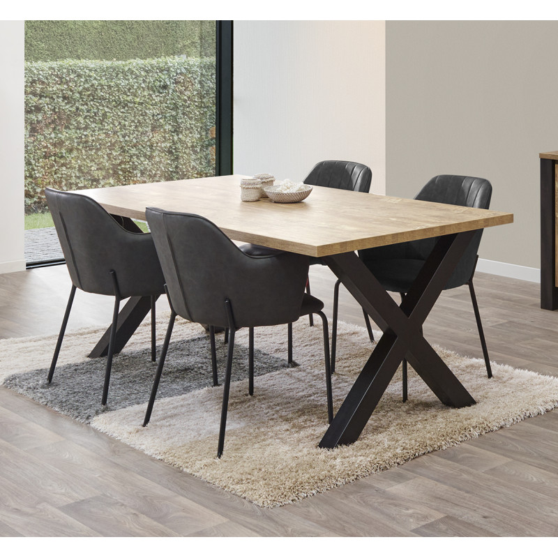 Petite table à manger bois clair et pieds acier noir Bazika 150 cm