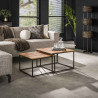 Lot de 2 tables basses carrées industrielles en acacia massif natur...
