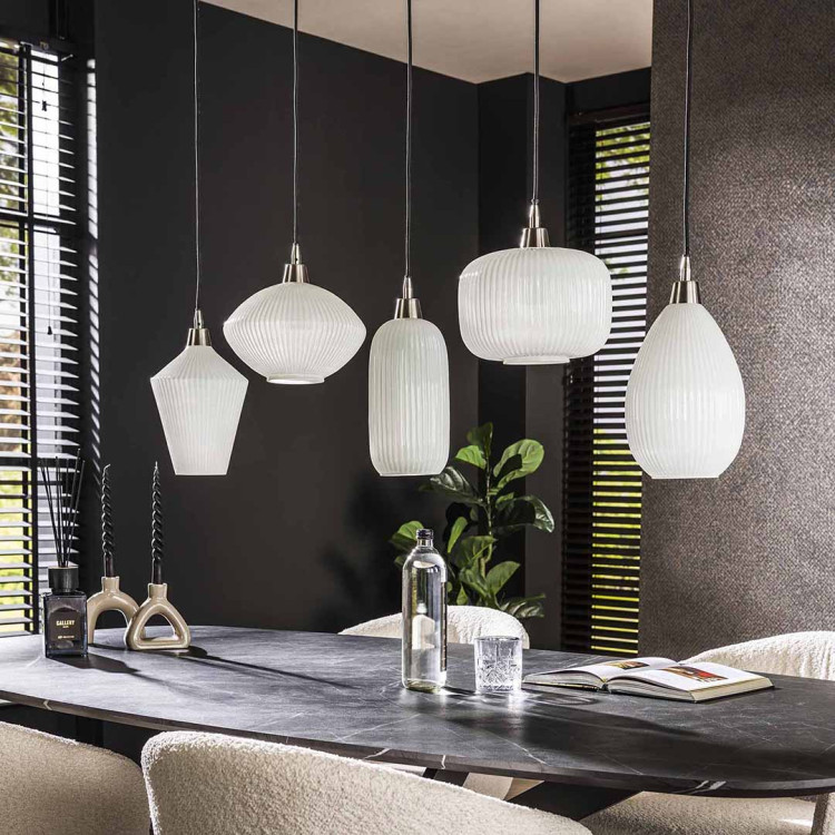 Suspension moderne 5 lampes en verre blanc Harizona