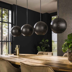 Suspension moderne 4 lampes rondes en métal noir Ziggy