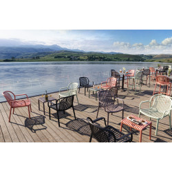 Tabouret de bistrot d'extérieur empilable en polypropylène Sahari