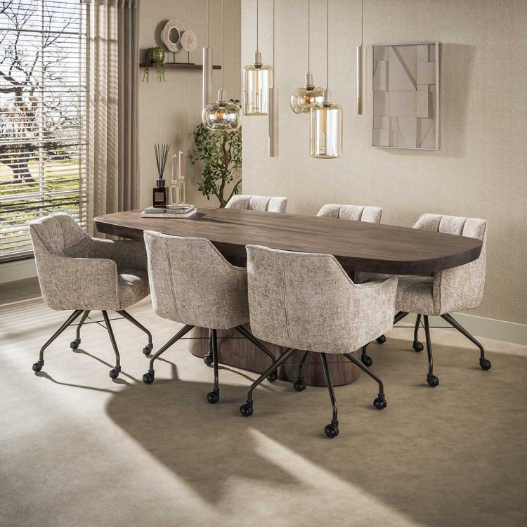 Table de salle à manger ovale en acacia massif Montréal