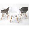 Lot de 4 chaises design en PP avec piètement en bois Bertha