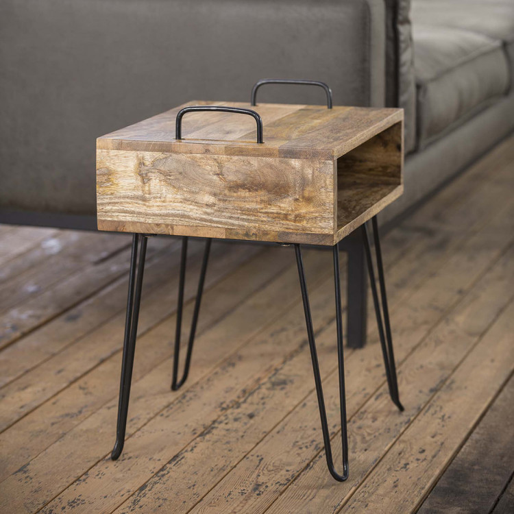 Table d'appoint vintage en bois massif Amandine