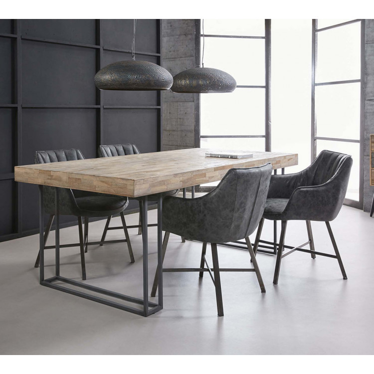 Table de salle à manger contemporaine en bois avec piétement en acier Pascale