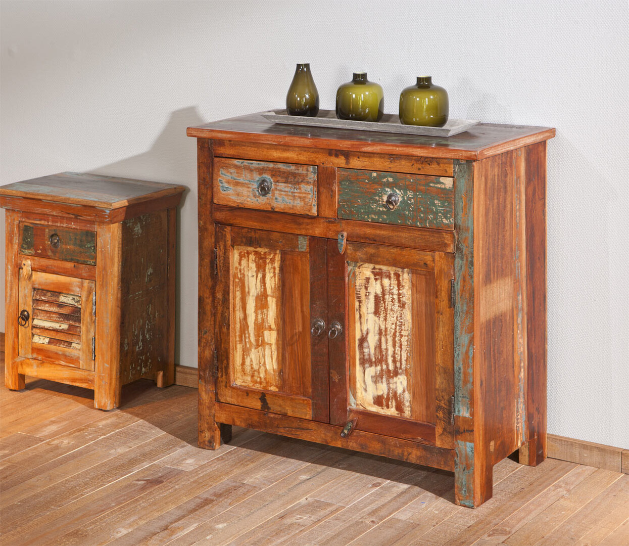 Meuble de rangement vintage en bois massif multicolore Rosana  Matelpro