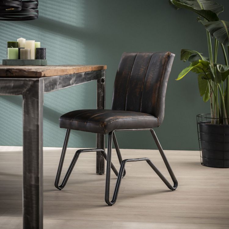 Lot de 2 chaises vintages en PU Tom
