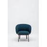 Fauteuil moderne piétement métal bordeaux et assise en PU bleu foncé Antoine