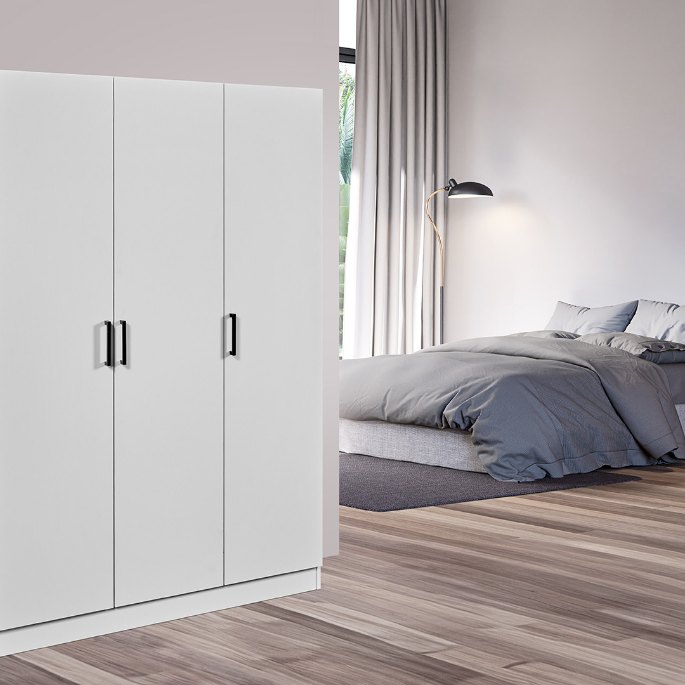 Penderie à deux portes pour dédoubler les rangements d'une chambre partagée