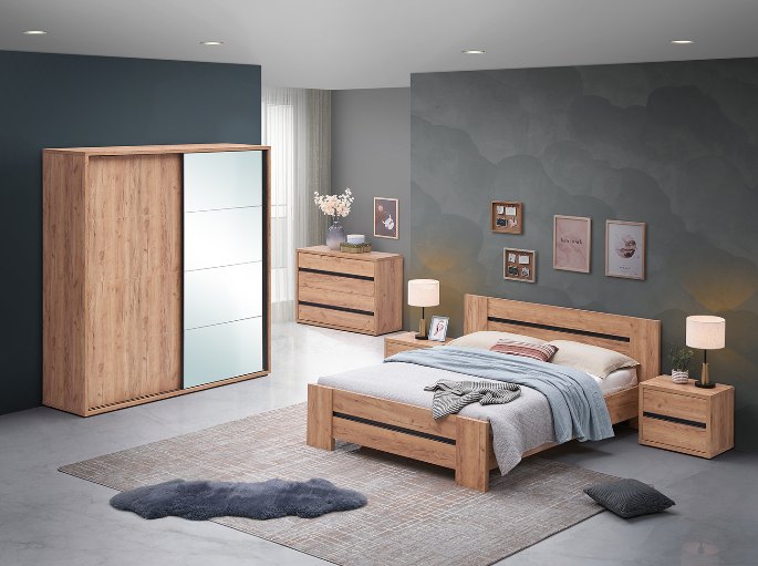 Coin nuit en bois clair avec commode et penderie assorties