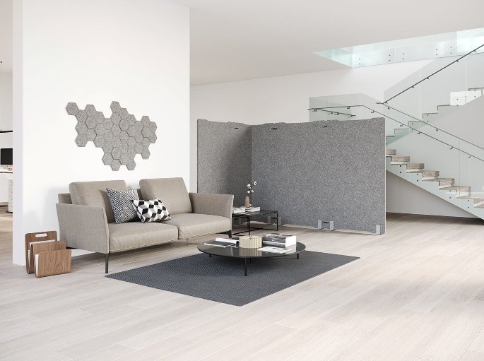 Coin détente habillé de panneaux muraux absorbants de forme hexagonale