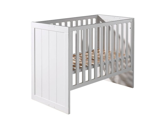 Espace de sommeil équipé d'un petit lit en pin laqué pour les nourrissons