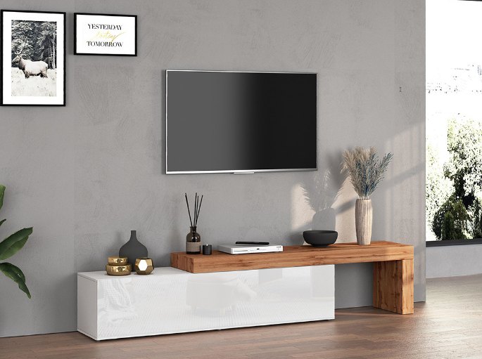 Rangement TV bas laqu&eacute; clair prolong&eacute; par une tablette en bois massif