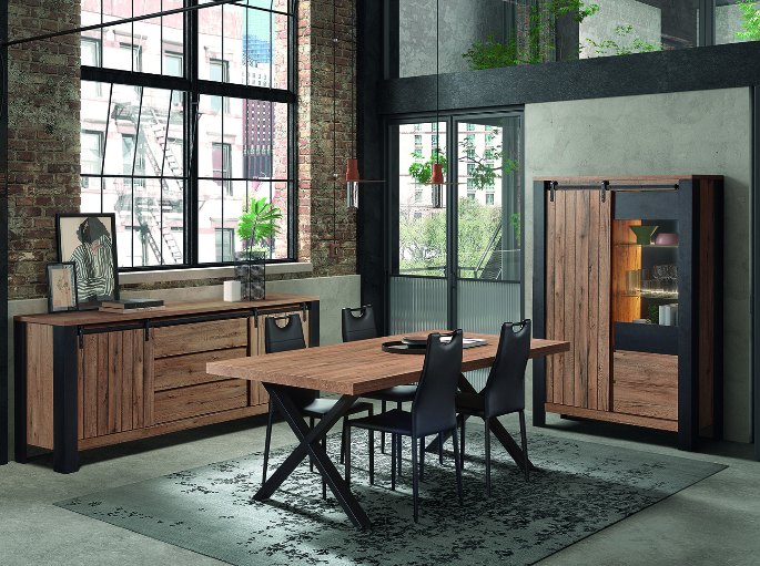 Pièce à vivre avec bahut, vitrine et tablée en bois