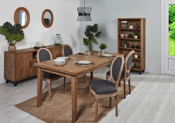 Table à manger en bois