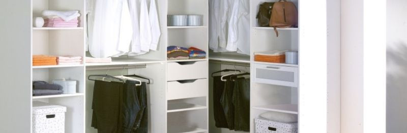 Comment créer un dressing pas cher ?